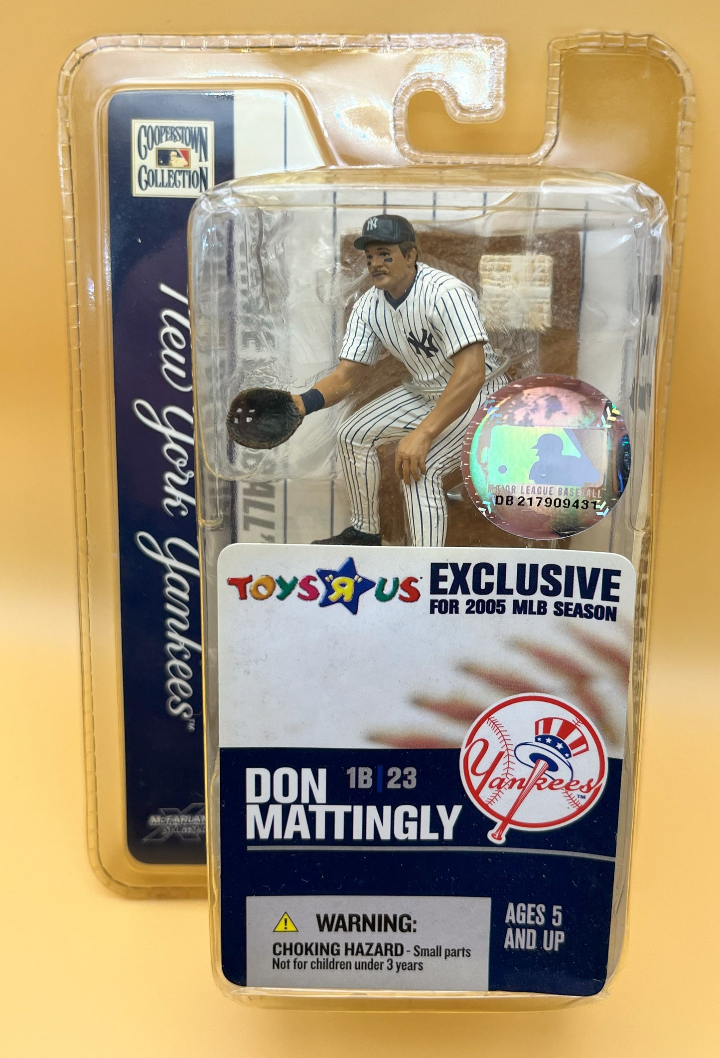2005 McFarlane MLB Don Mattingly 3 Inch Toys R Us Starting Lineup Factory Sealed