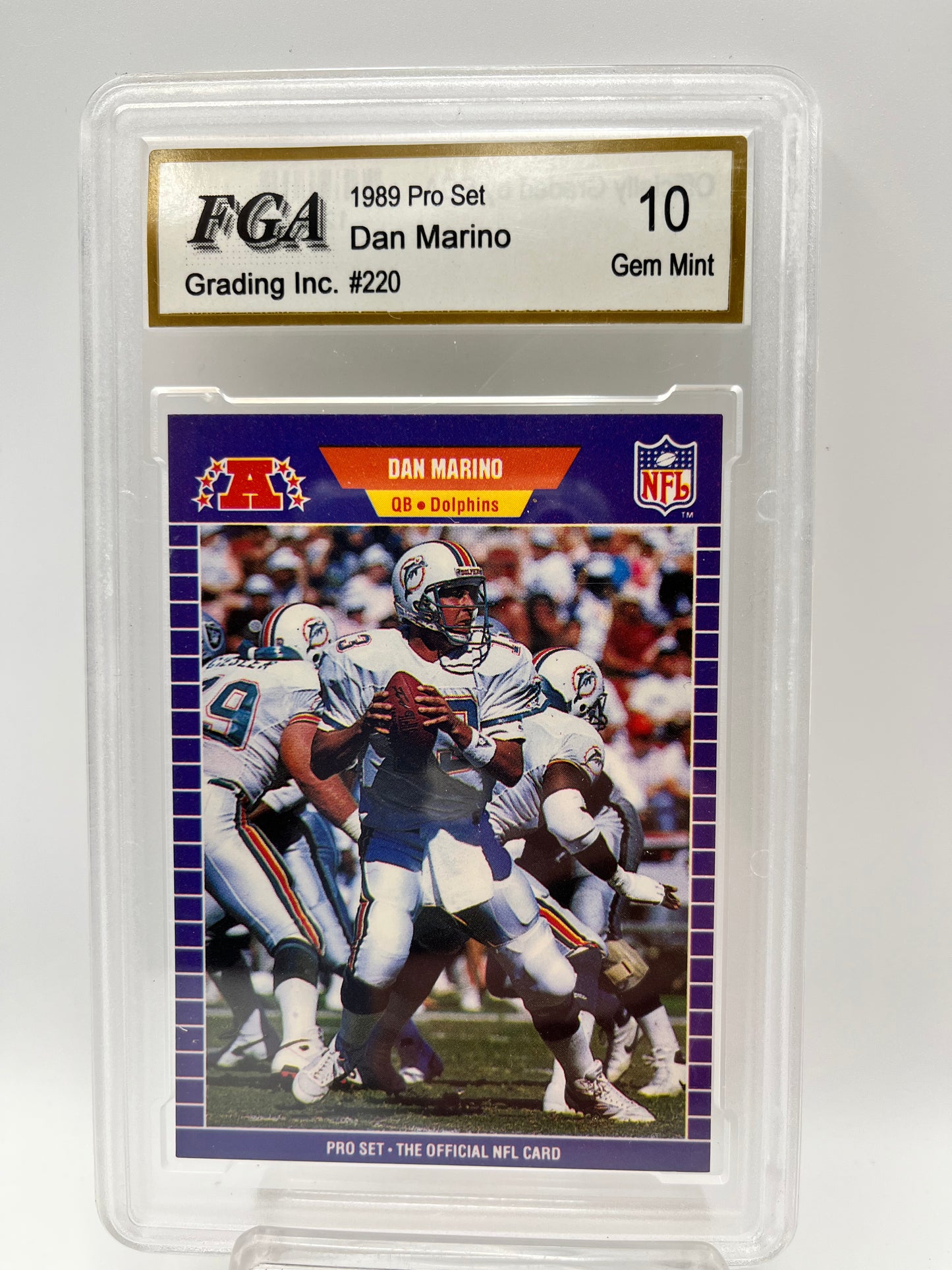 1989 Dan Marino Pro Set #220 Graded Gem Mint 10
